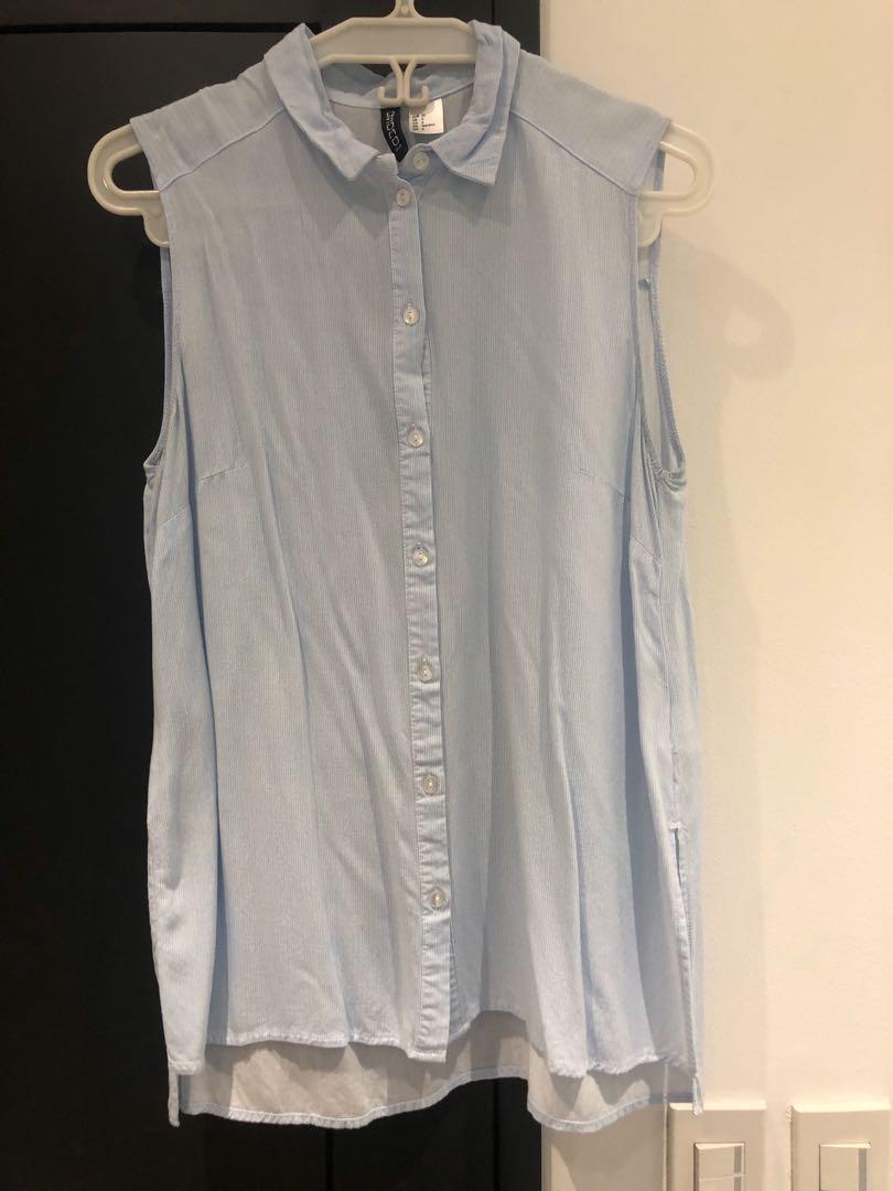 H&M Sleeveless Polo (Blue) (Category: Sleeveless) located in Quezon City. Submitted by basille (Listing ID 1001344252, Image 1). Description: .