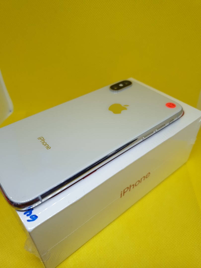 iPhone X ( 64 gb ) silver