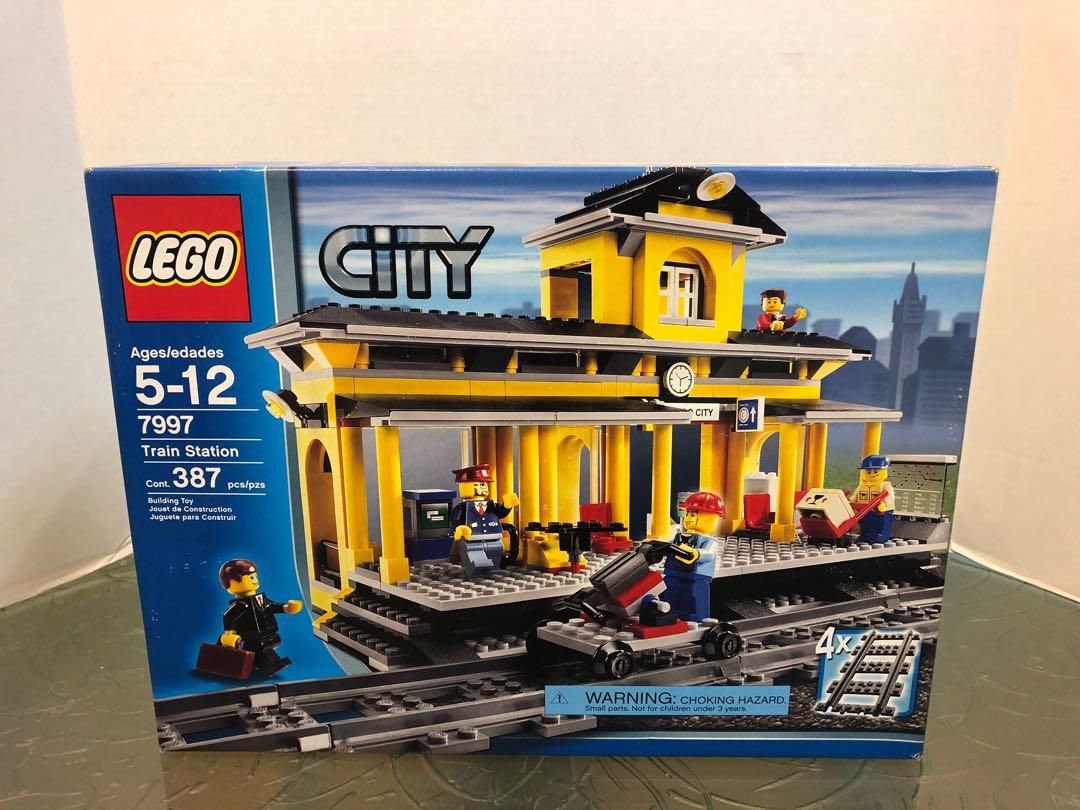 Lego 7997 store