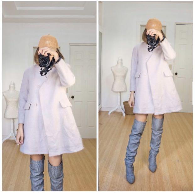 Light Wool Coat (Category: Coats, Jackets and Outerwear) located in Manila. Submitted by helpmeedeclutter__ (Listing ID 1001432831, Image 1). Description: Bought from Instagram. I never used it. #inQC.