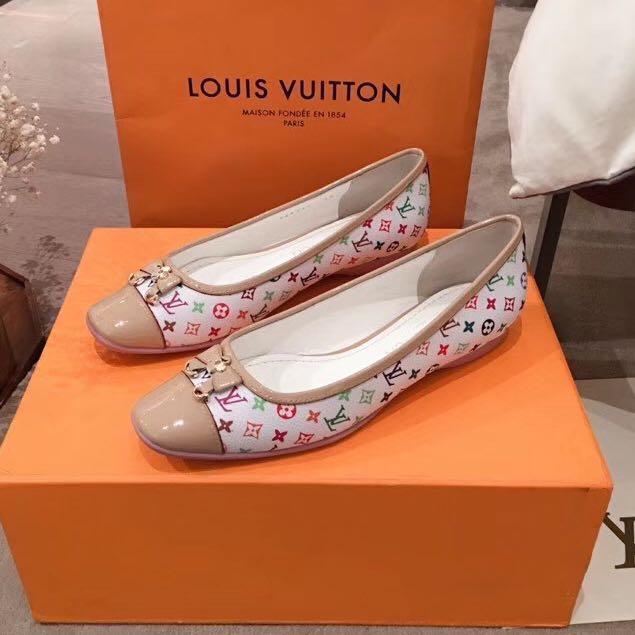 READY STOCK) LV flat shoes ✨, Women's Fashion, Footwear, Flats on Carousell