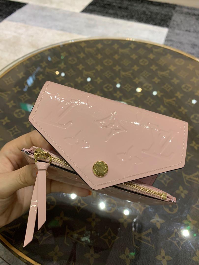 LOUIS VUITTON Vernis Victorine Compact Wallet Rose Ballerine - MyDesignerly