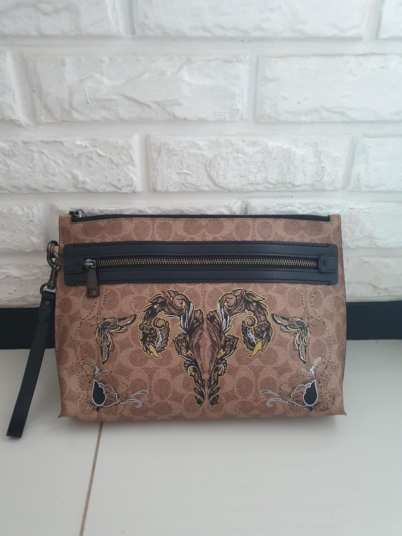 men's coach pouch