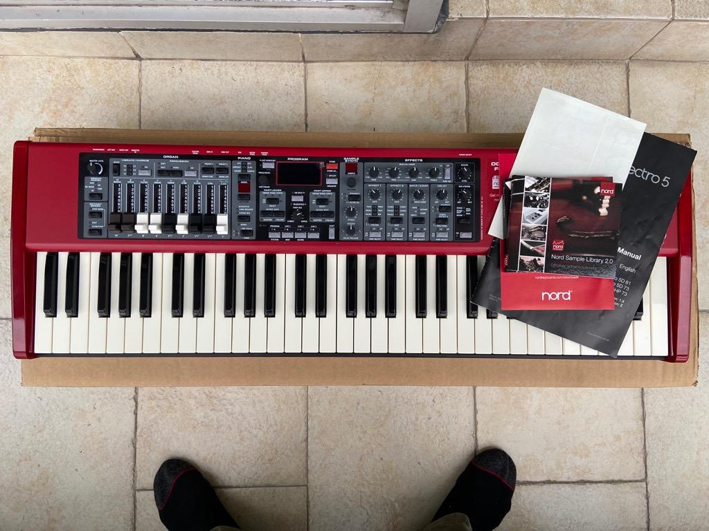 New Nord Electro 5D 61 SW 100% New Condition, 興趣及遊戲, 音樂 