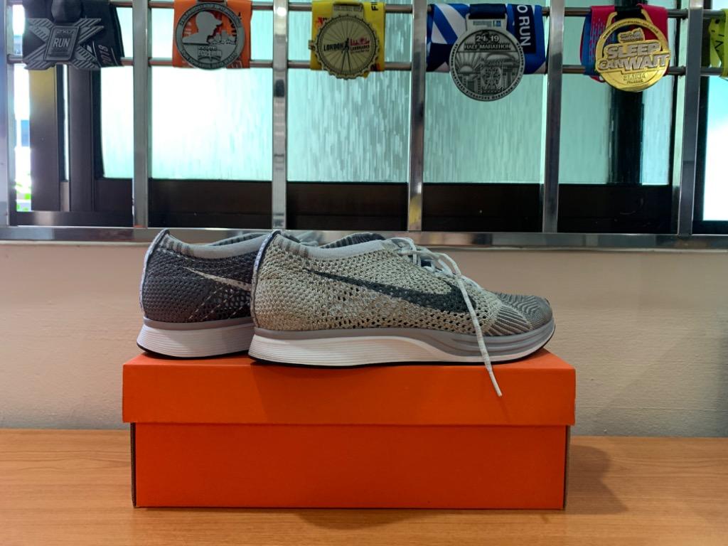 nike flyknit racer platinum