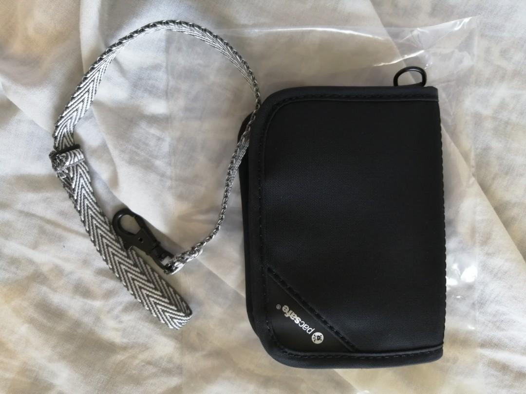 Cartera Compacta Pacsafe RFIDsafe - Protección Anti-robo, 3 Ranuras, Ligera Para Viajes
