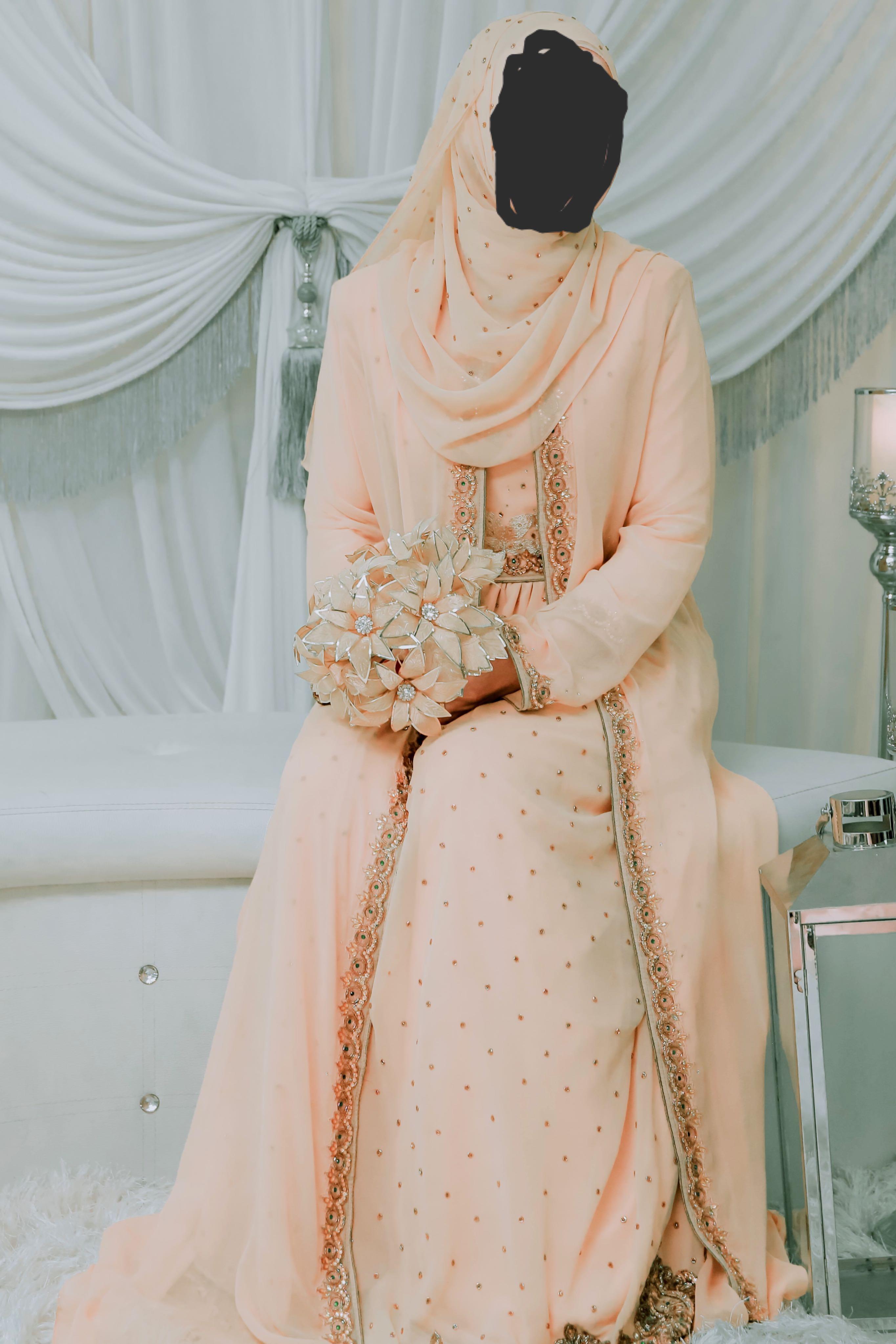 Baju Nikah Baju Kahwin Arabian Dress Women S Fashion Bridal Wear On Carousell
