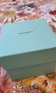 （分類：）位於 。 由 shape.of.water 提交（商品編號 1001389860，圖片 1）。簡介： 。