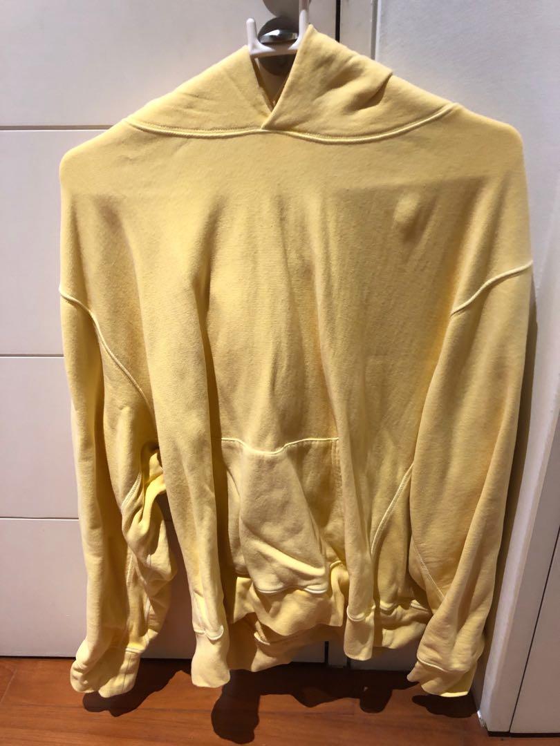 YEEZY SEASON 3 HOODIE Men s Fashion Tops Sets Hoodies on Carousell