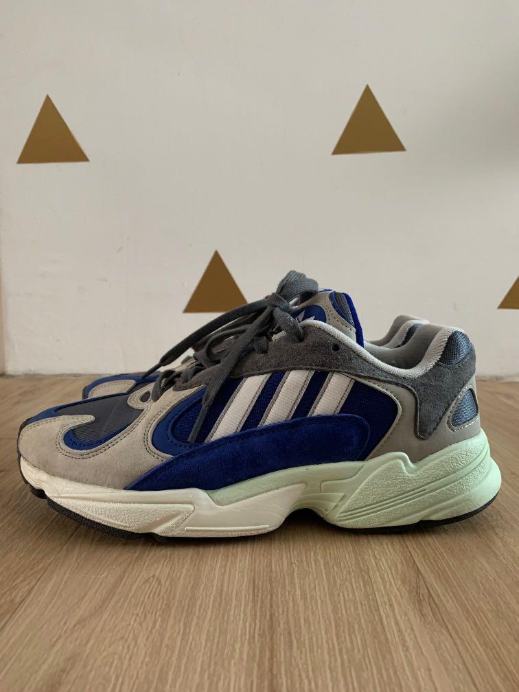 Adidas store yung i