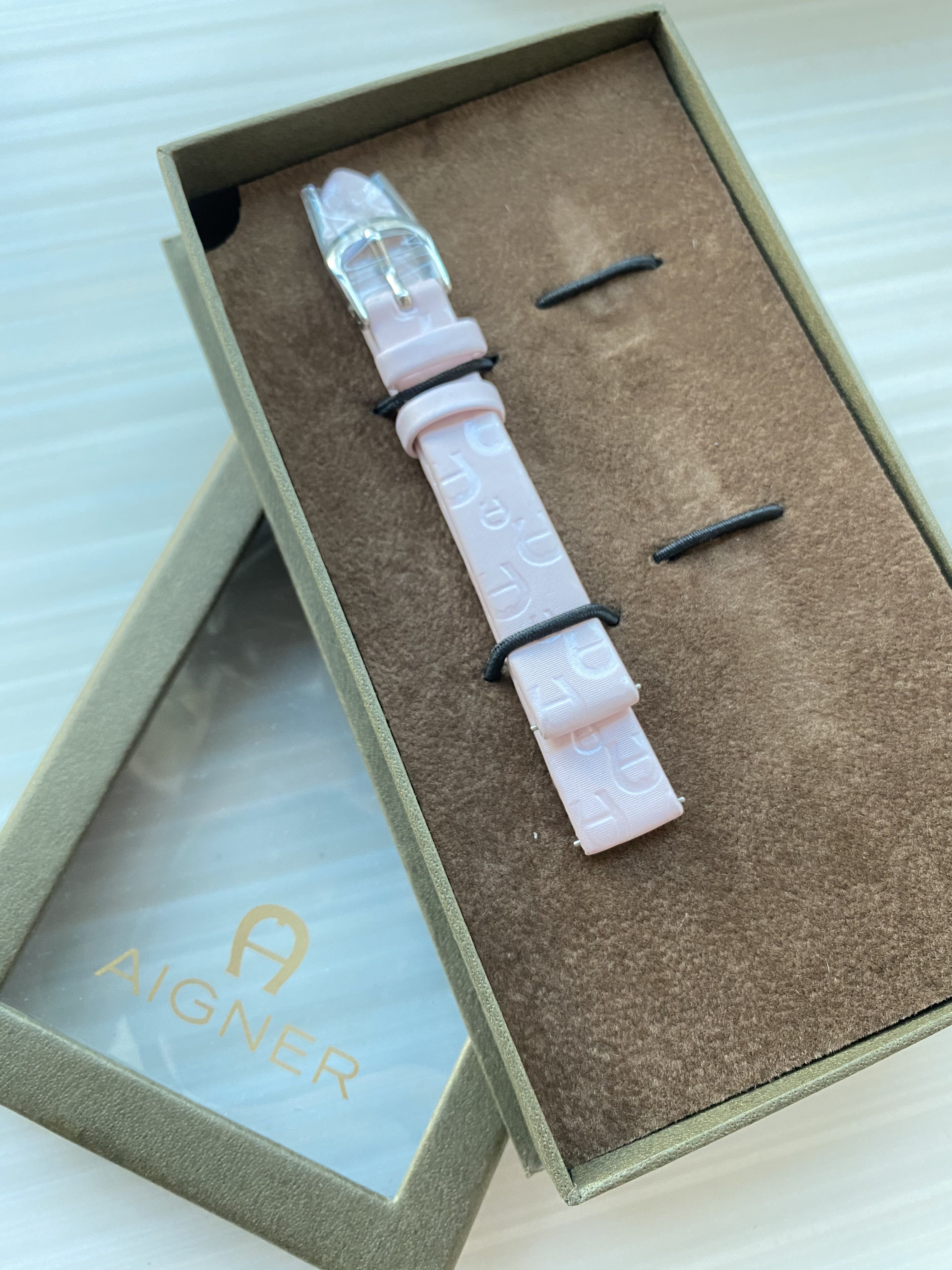 Aigner watch top replacement strap