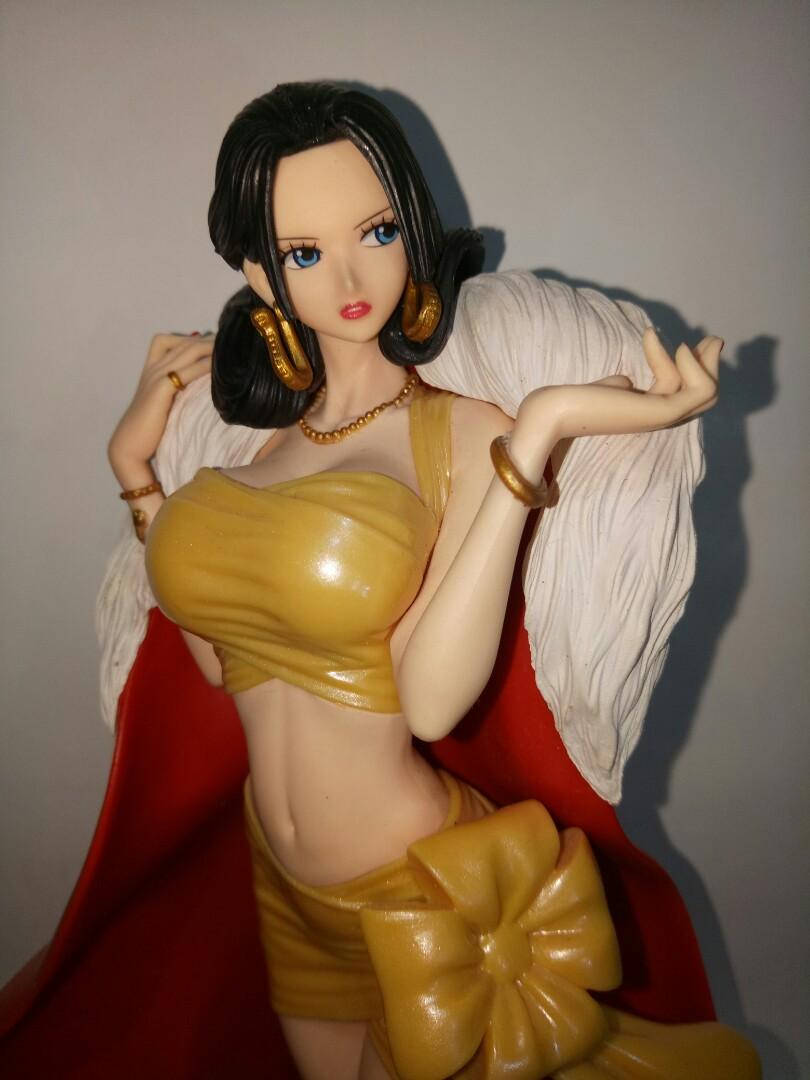 Authentic Banpresto Boa Hancock One Piece Glitter And Glamour Christmas Style Gold Hobbies Toys Toys Games On Carousell