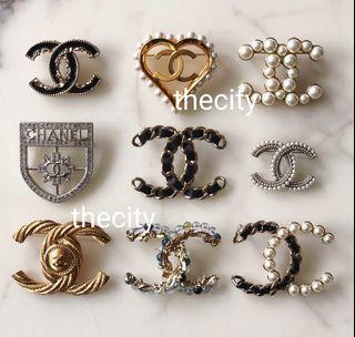Chanel Brooches - 350 For Sale at 1stDibs - Page 3
