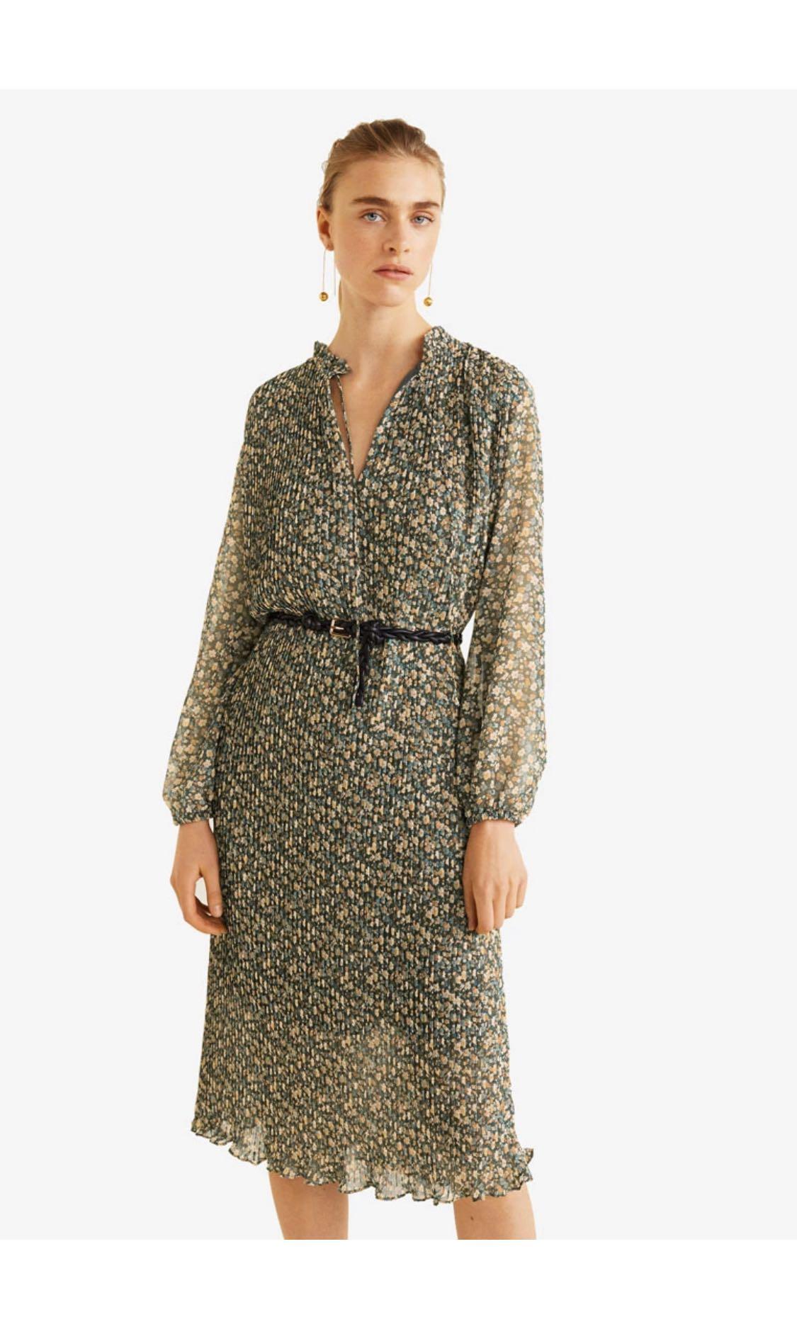 BN Mango Pleated Floral Dress (Green), Women's Fashion, Dresses & Sets, Dresses on Carousell BN Mango Pleated Floral Dress (Green), Women's Fashion, Dresses & Sets, Dresses on Carousell