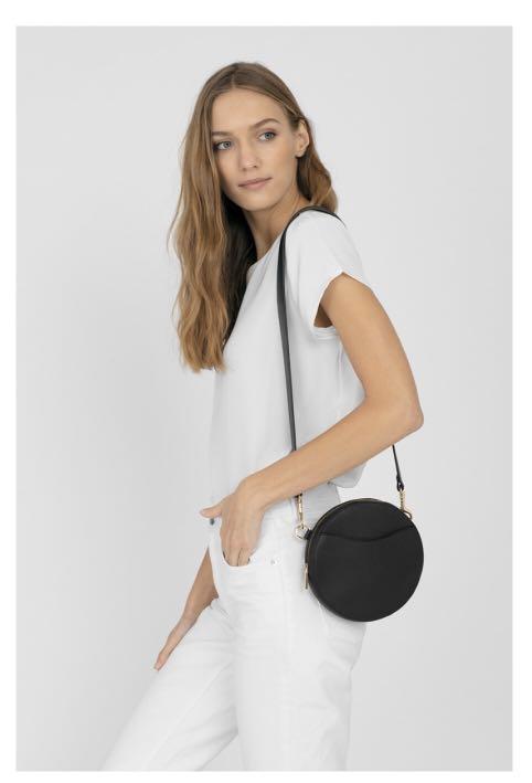 Cuyana circle clearance belt bag
