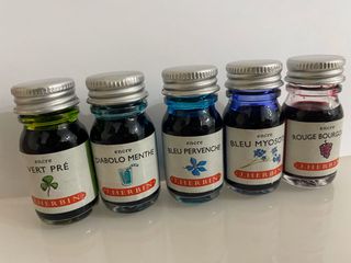 （分類：）位於 。 由 declutting 提交（商品編號 1001587439，圖片 1）。簡介： 。