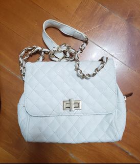 （分類：）位於 。 由 chuckychu523 提交（商品編號 1001610065，圖片 1）。簡介： 。