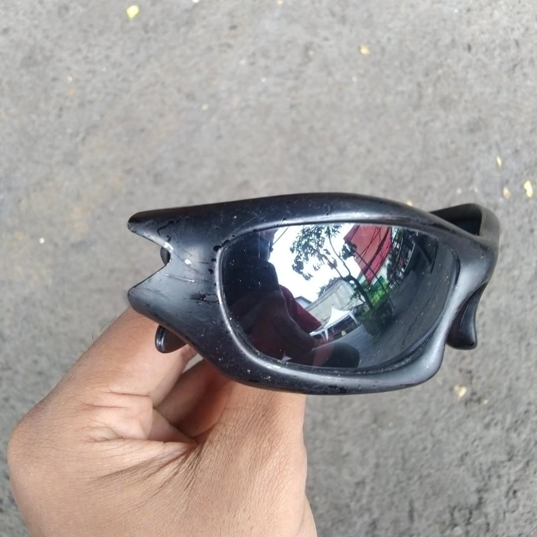 Kacamata Oakley Monster Dog, Fesyen 