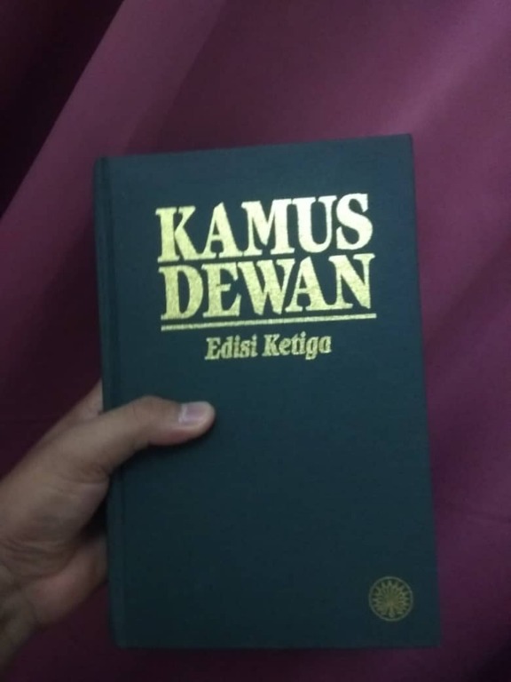 Kamus Dewan Edisi Ketiga Books Stationery Magazines Others On Carousell