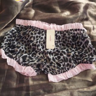 （分類：）位於 。 由 biuminnie 提交（商品編號 1001671651，圖片 1）。簡介： 。