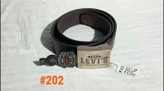 Levis Belt Vintage 1980's  Size 36 (Black) SPLIT COWHIDE NEW OLD STOCK (Made in USA) Lee Wrangler Dockers Lacoste Guess
