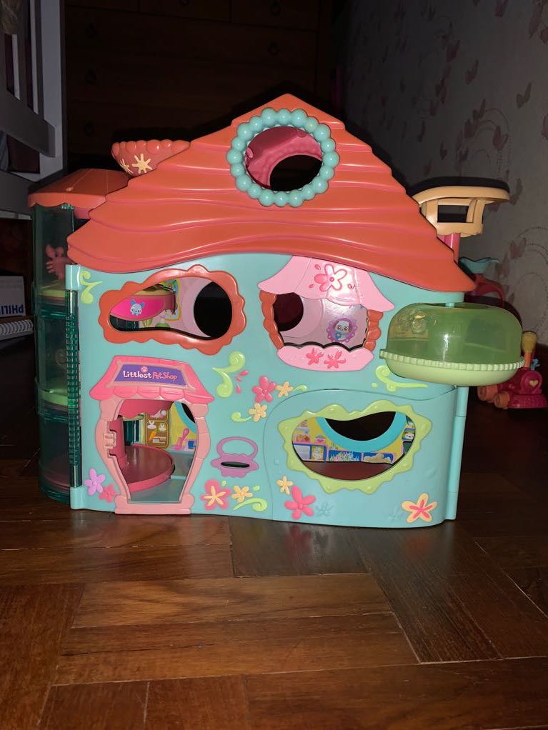 Littlest Pet Shop House, Hobbies & Toys, Toys & Games on Carousell