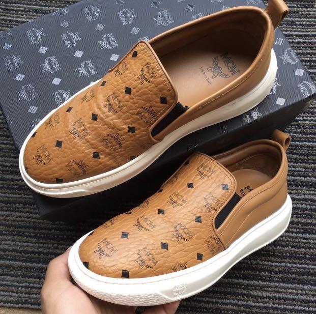 Mcm original sneaker .size 38 can fit 39