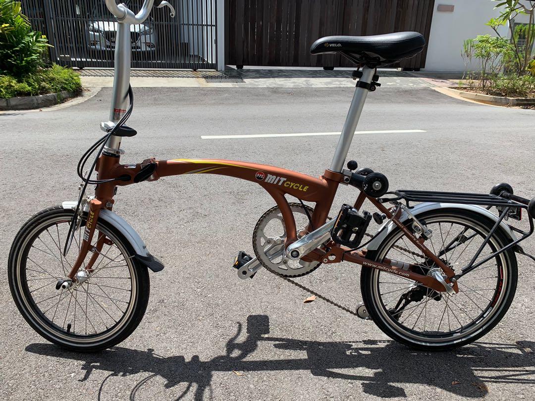 MIT V8 foldable bike