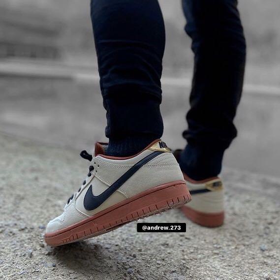 Sb dunk low muslin on feet store