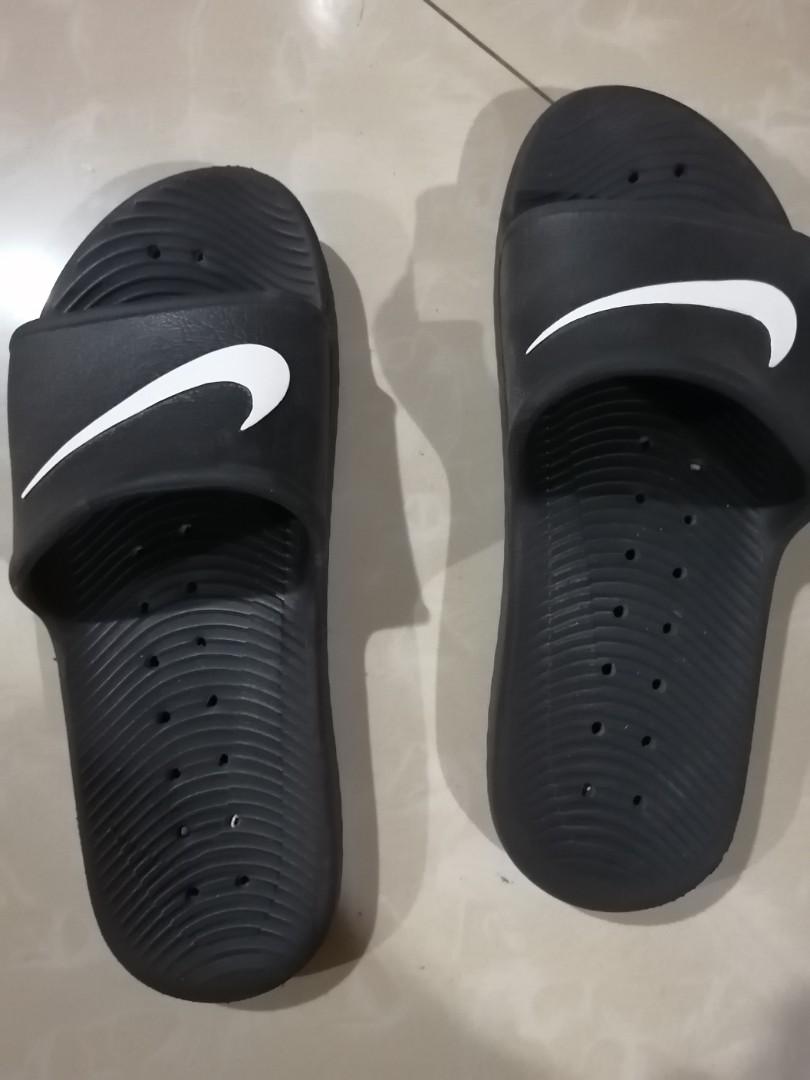 nike slippers with holes