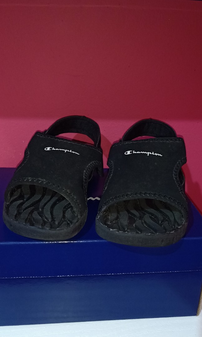 Sandal champion payless hot sale