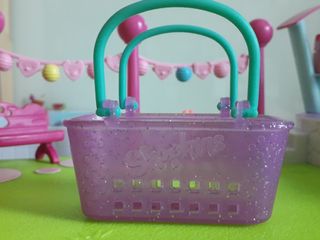 (Category: ) located in . Submitted by cake_pop (Listing ID 1001507855, Image 1). Description: .
