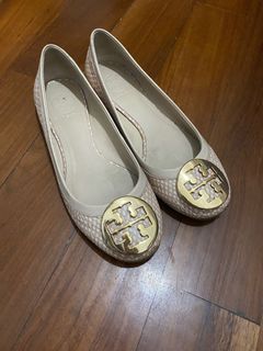 （分類：）位於 。 由 mthecat 提交（商品編號 1001587229，圖片 1）。簡介： 。