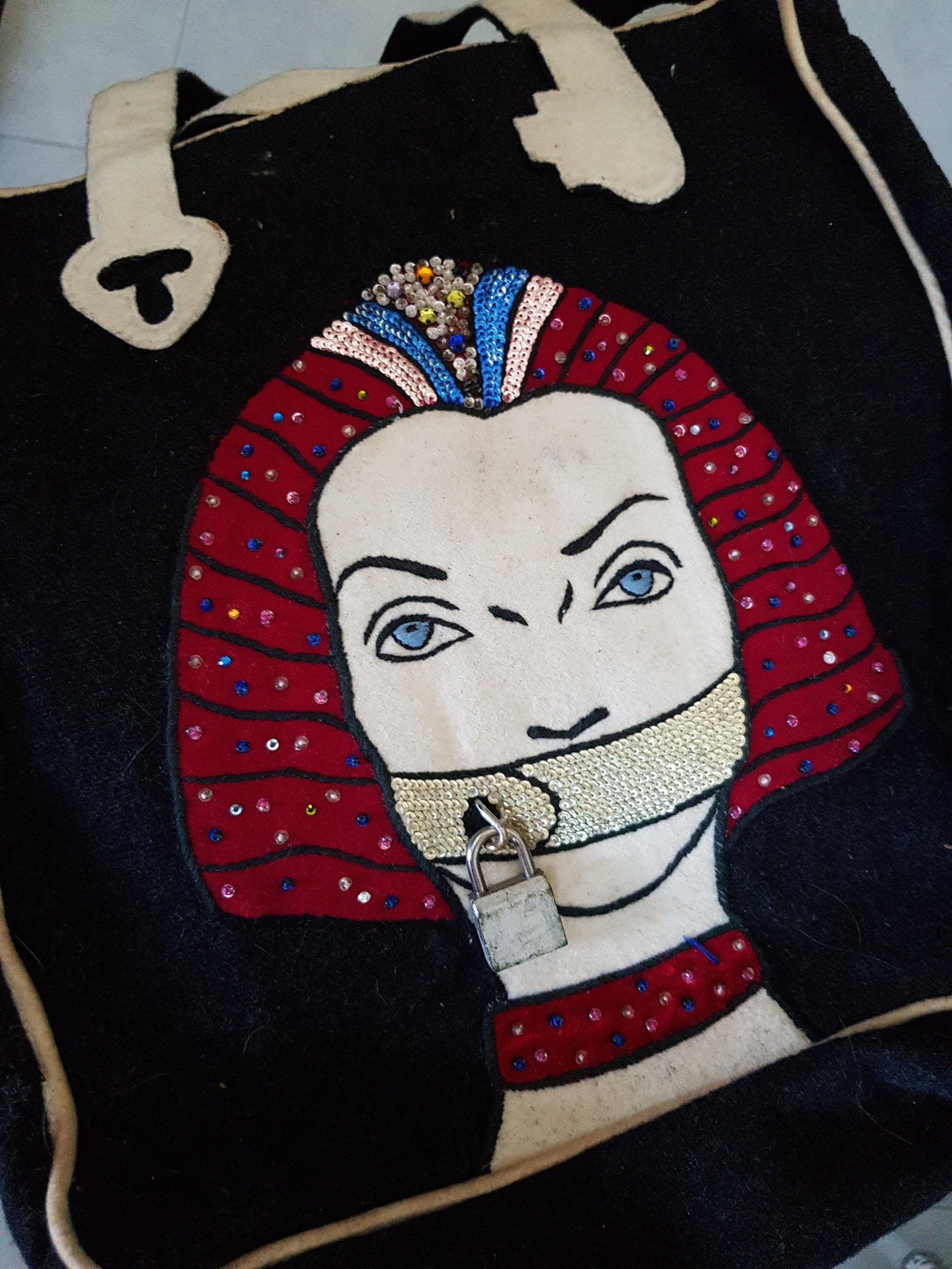 tote with compartments