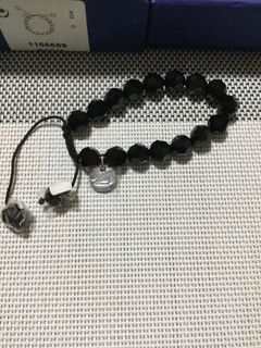 (Category: ) located in . Submitted by thriftchamber (Listing ID 1000018490, Image 1). Description: .