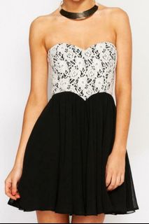 (Category: ) located in . Submitted by spaghetti_wardrobe (Listing ID 283090029, Image 1). Description: .