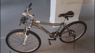 (Category: ) located in . Submitted by prakom (Listing ID 286385512, Image 1). Description: .