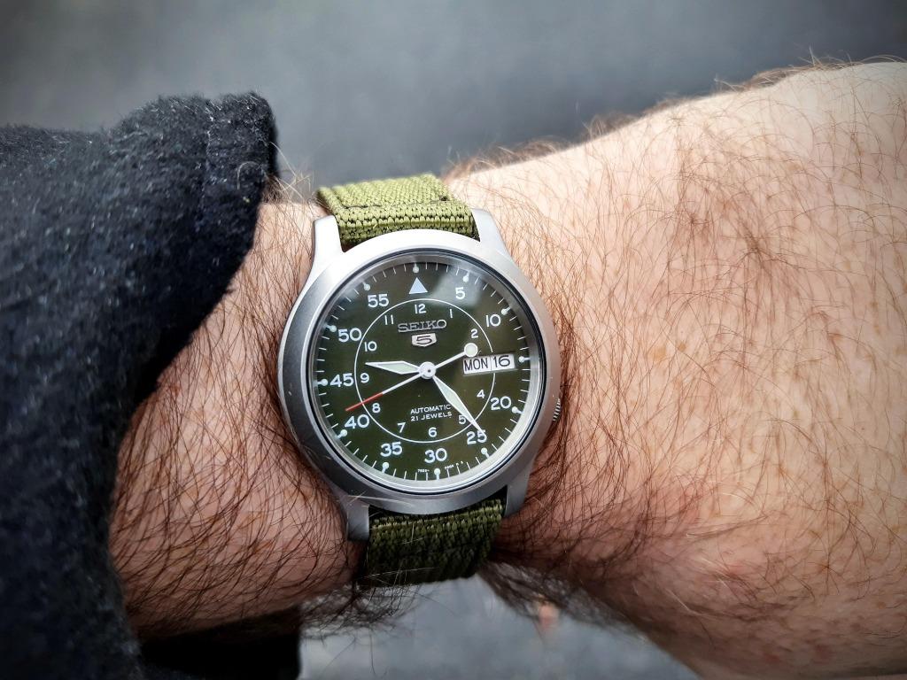 Seiko 5 VINTAGE SNK805K2 SNK805K SNK805 SNK Automatic Military Green Nylon  Strap Analog Watch, Men's Fashion, Watches & Accessories, Watches on  Carousell