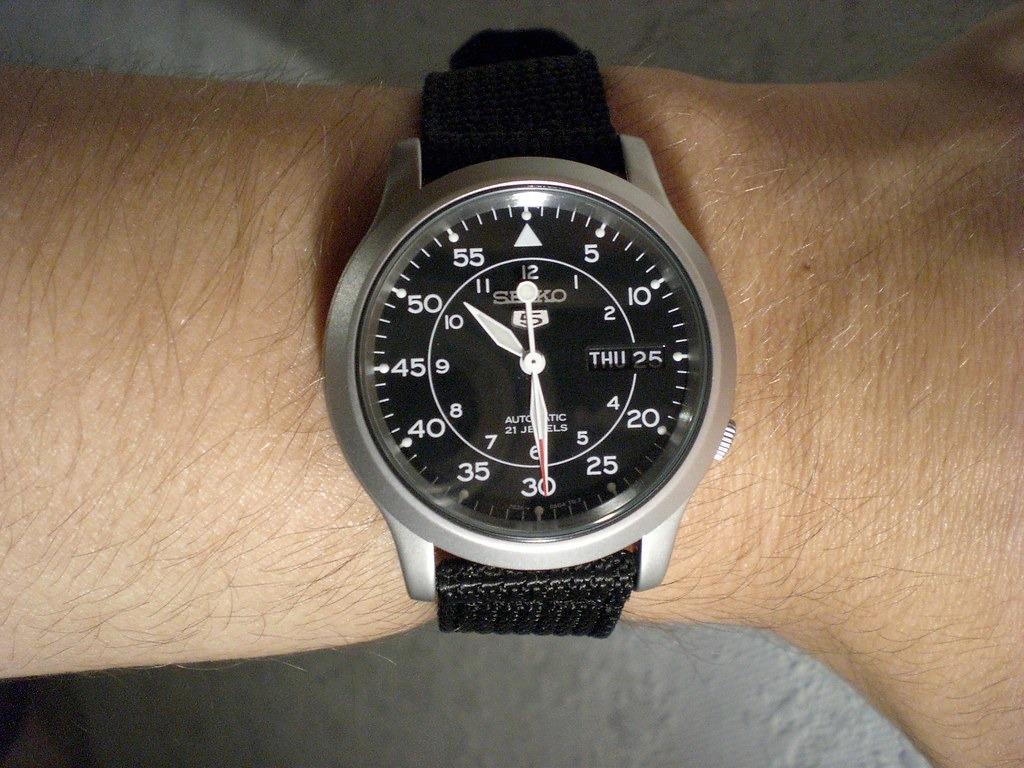 Seiko 5 VINTAGE SNK809K2 SNK809K SNK809 SNK Automatic Military Black Nylon Strap Analog Watch