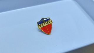 （分類：）位於 。 由 lokhouniformrecycle 提交（商品編號 1001772243，圖片 1）。簡介： 。