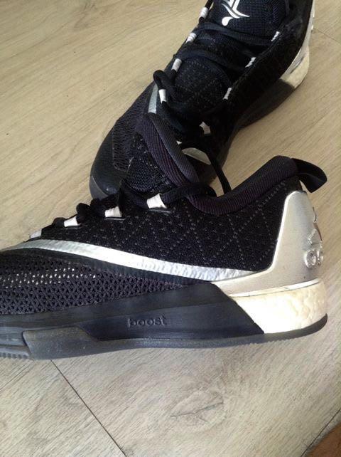 Adidas crazylight boost best sale 2020
