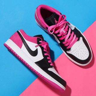 （分類：）位於 。 由 queens_wardrobe 提交（商品編號 1001704232，圖片 1）。簡介： 。
