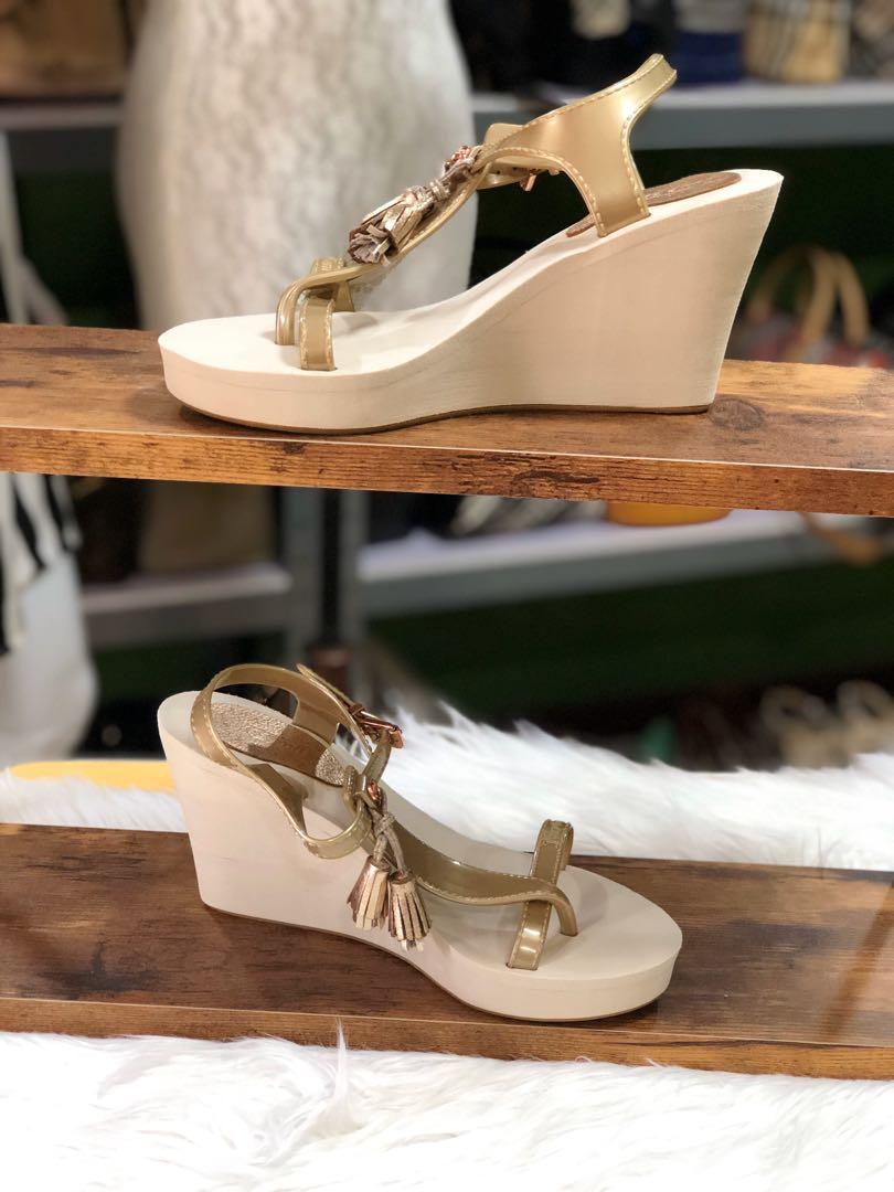 juicy couture wedges