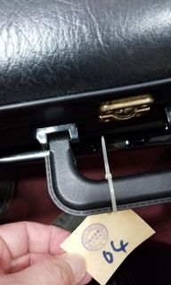 （分類：）位於 。 由 secondhand111 提交（商品編號 1001749853，圖片 1）。簡介： 。