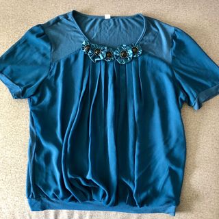 (Category: ) located in . Submitted by ionshop (Listing ID 1001775864, Image 1). Description: .