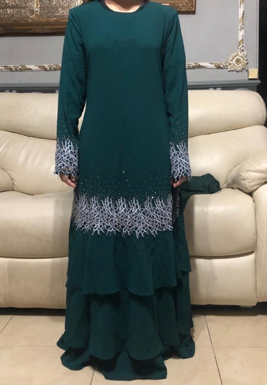 C77 Green Couple Set Jubah Kurta Women S Fashion Muslimah Fashion Baju Kurung Sets On Carousell