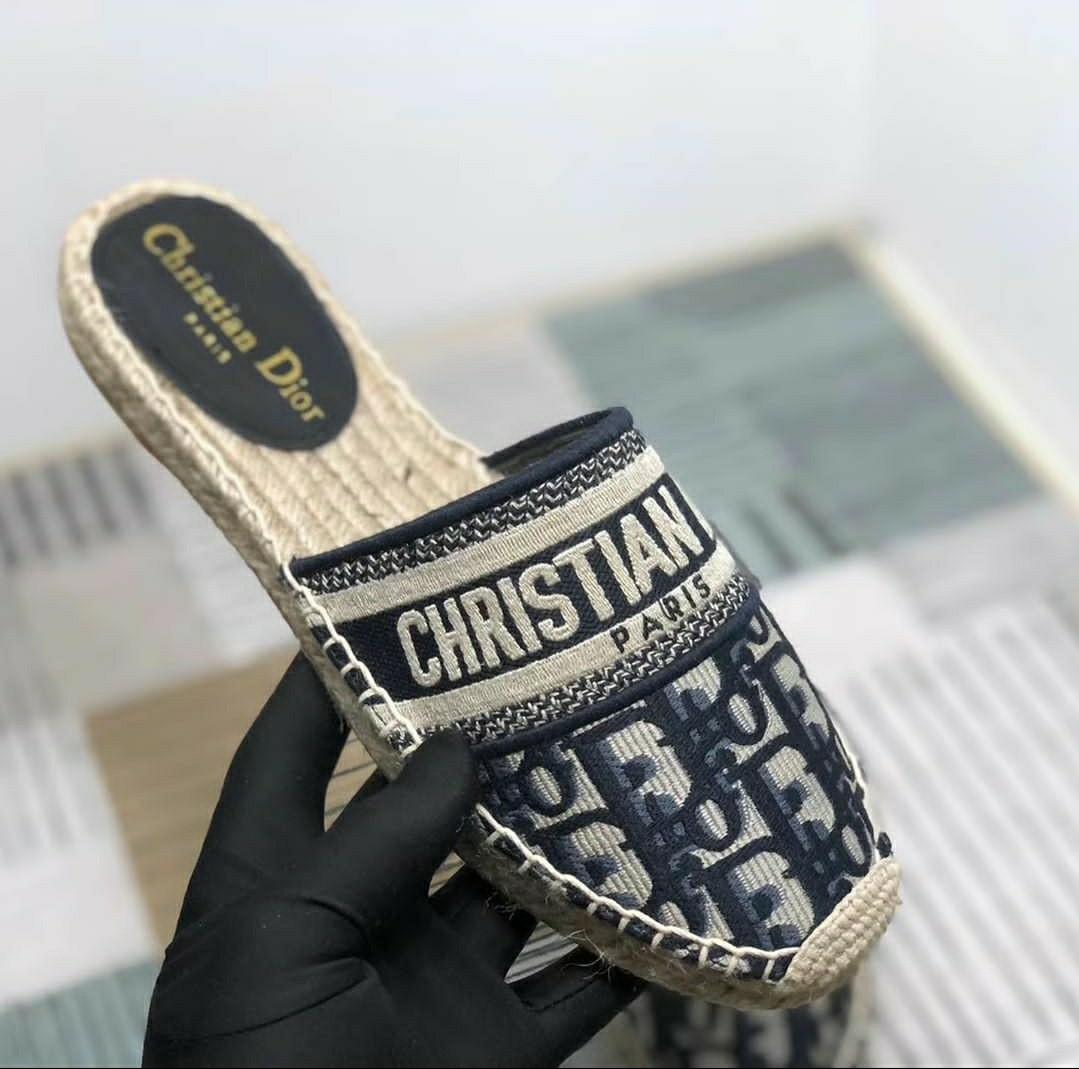 Christian dior online sandals 2020
