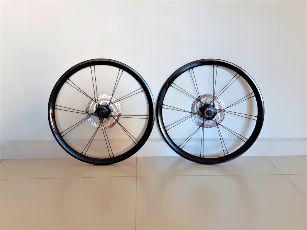 DAHON/tern kinetix pro discホイール　20インチ451お教え願います