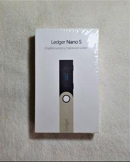 Ledger Nano S Cryptocurrency Hardware Wallet