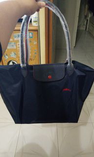 （分類：）位於 。 由 bon170040 提交（商品編號 1001783539，圖片 1）。簡介： 。